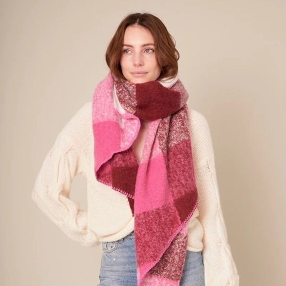 Avenue Zoe Oversized Long Pink Burgundy Plaid Scarf - Picture 1 of 9